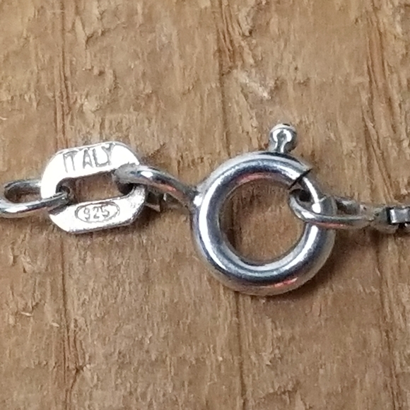 Sterling Silver Freeform Heart Pendant Necklace - Picture 11 of 11